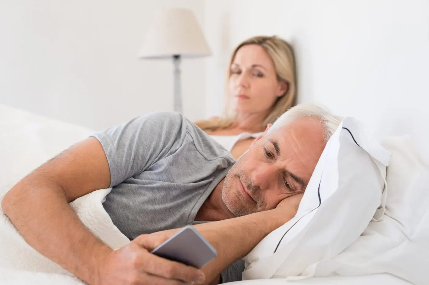cell phones ruining relationships