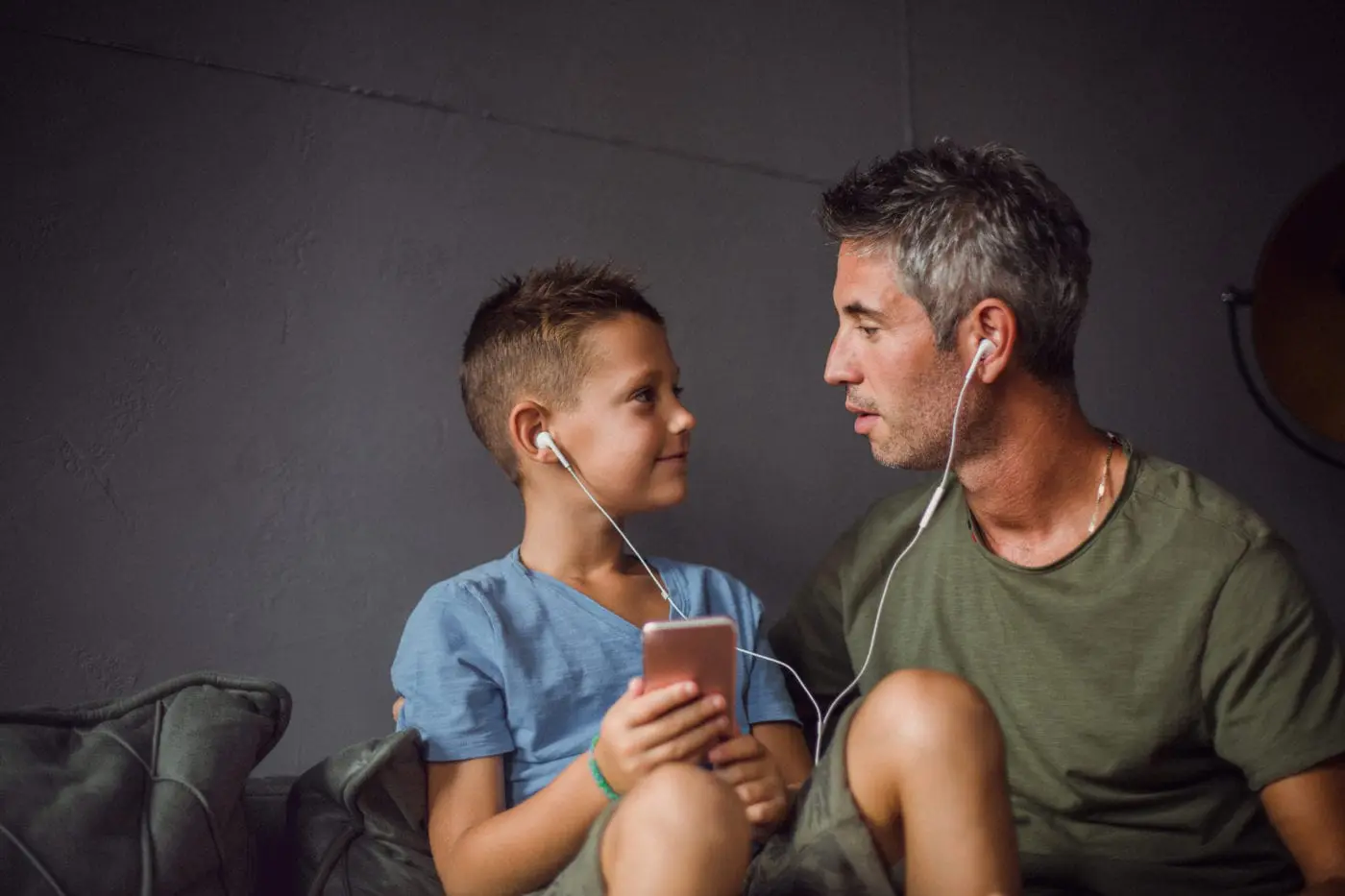 how to emotionally connect with your child