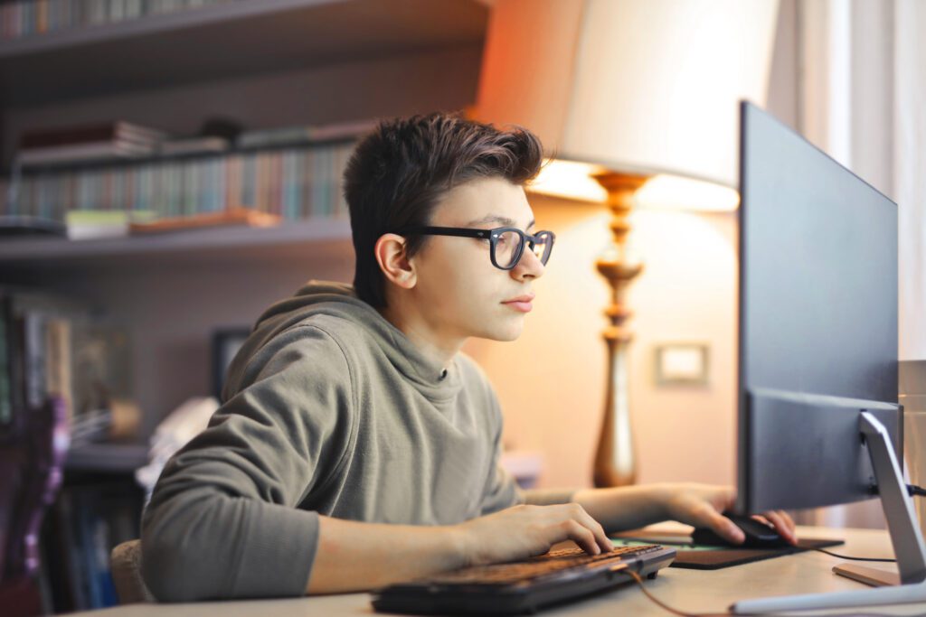 child-engage-socially-ai