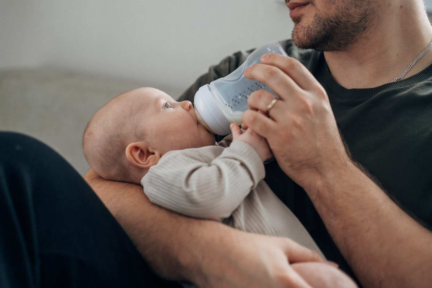 how to control hiccups in newborn